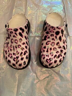 CROCS Pink Leopard Print Clogs with Black Soles